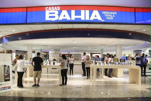 Justiça mantém suspensão de demissões em massa e manda Casas Bahia reintegrar funcionários