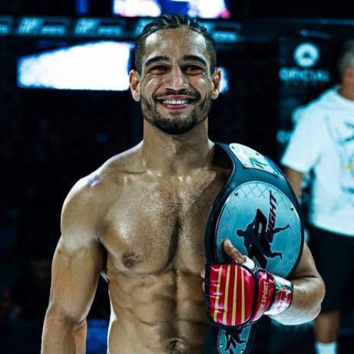 Diego Barbosa conquista cinturão no NPFIGHT e leva título para Senador Canedo