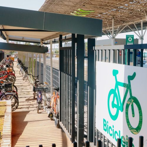 Nova ciclofaixa amplia mobilidade sustentável e reforça segurança de ciclistas em Senador Canedo