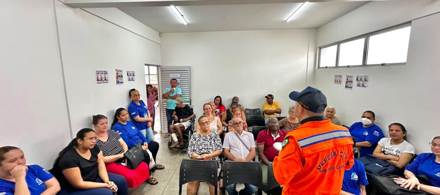 Defesa Civil orienta moradores sobre prevenção de acidentes domésticos em Senador Canedo