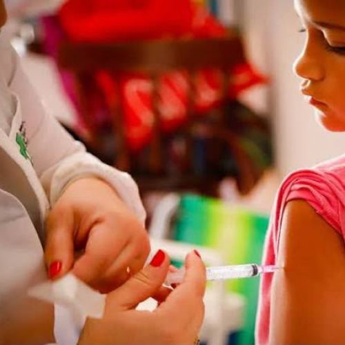 Campanha Nacional de Multivacinação começa nesta segunda-feira e busca ampliar cobertura vacinal de crianças e adolescentes