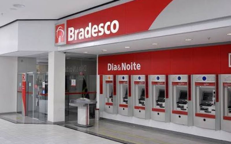 Após Casas Bahia, Bradesco fecha 324 agências e reduz mais de 2,4 mil postos de trabalho