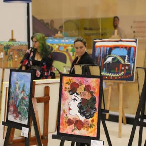Goiânia recebe exposição com obras que retratam a história e a cultura da capital