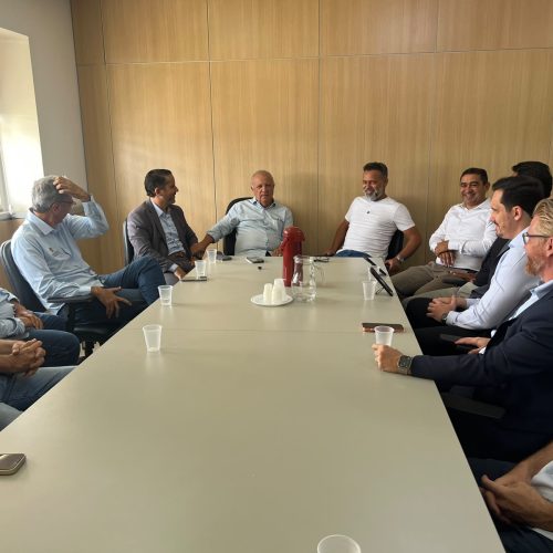 Senador Canedo busca novas oportunidades para expandir o setor industrial